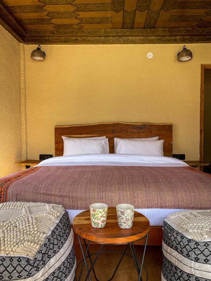 Hotel La Hault à Sissu Extérieur photo