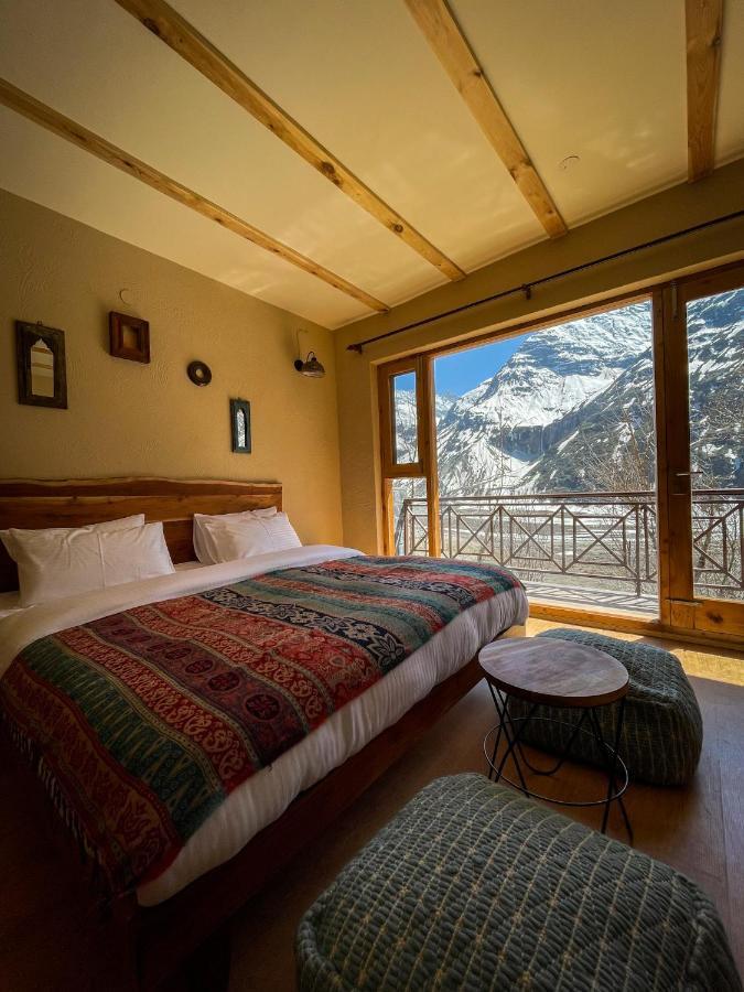 Hotel La Hault à Sissu Extérieur photo