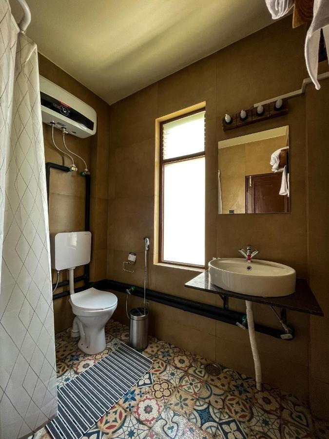 Hotel La Hault à Sissu Extérieur photo